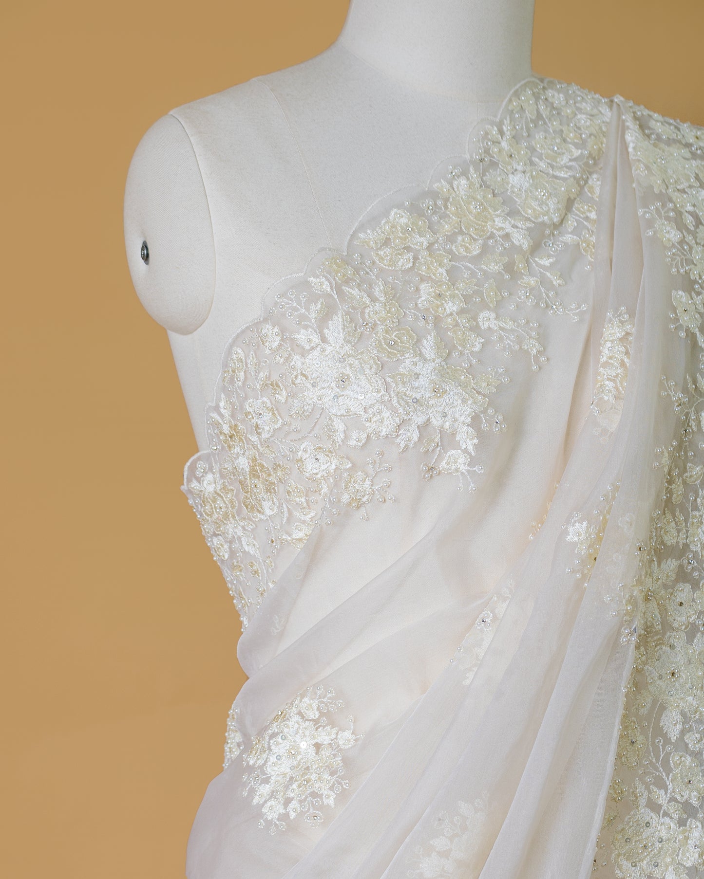 Serene Thread Elegance