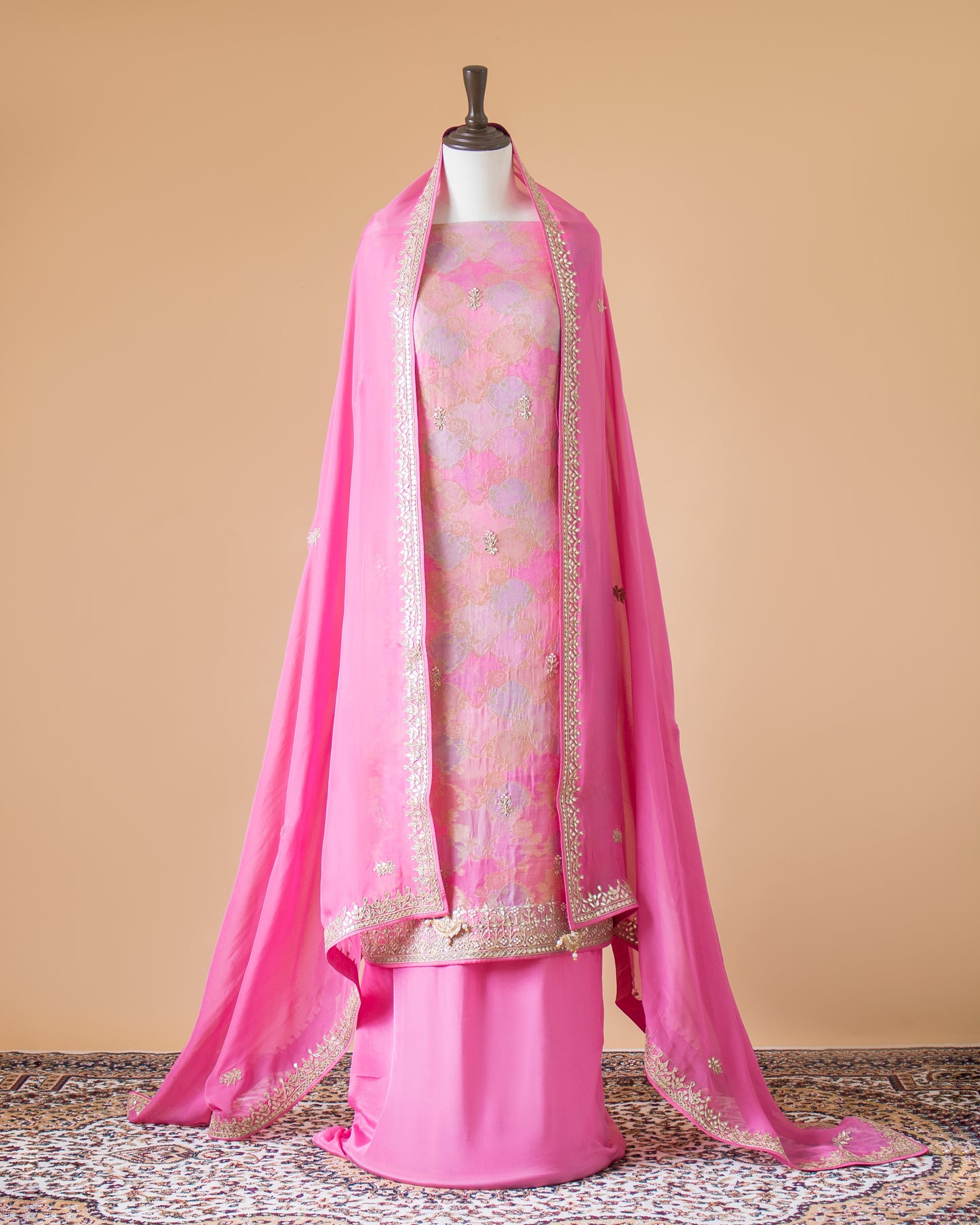 Pink Gota Heritage