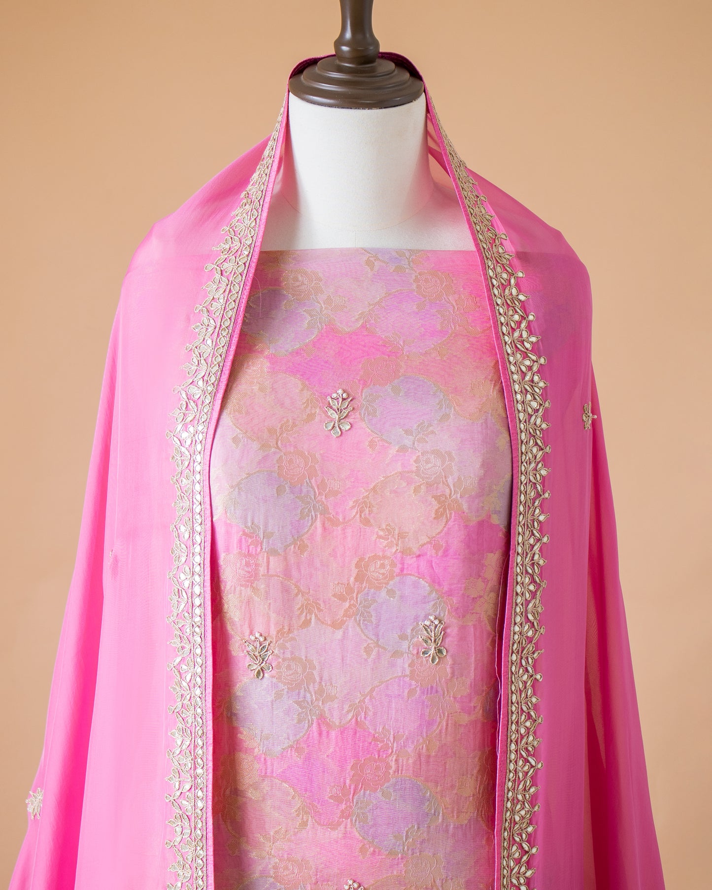 Pink Gota Heritage