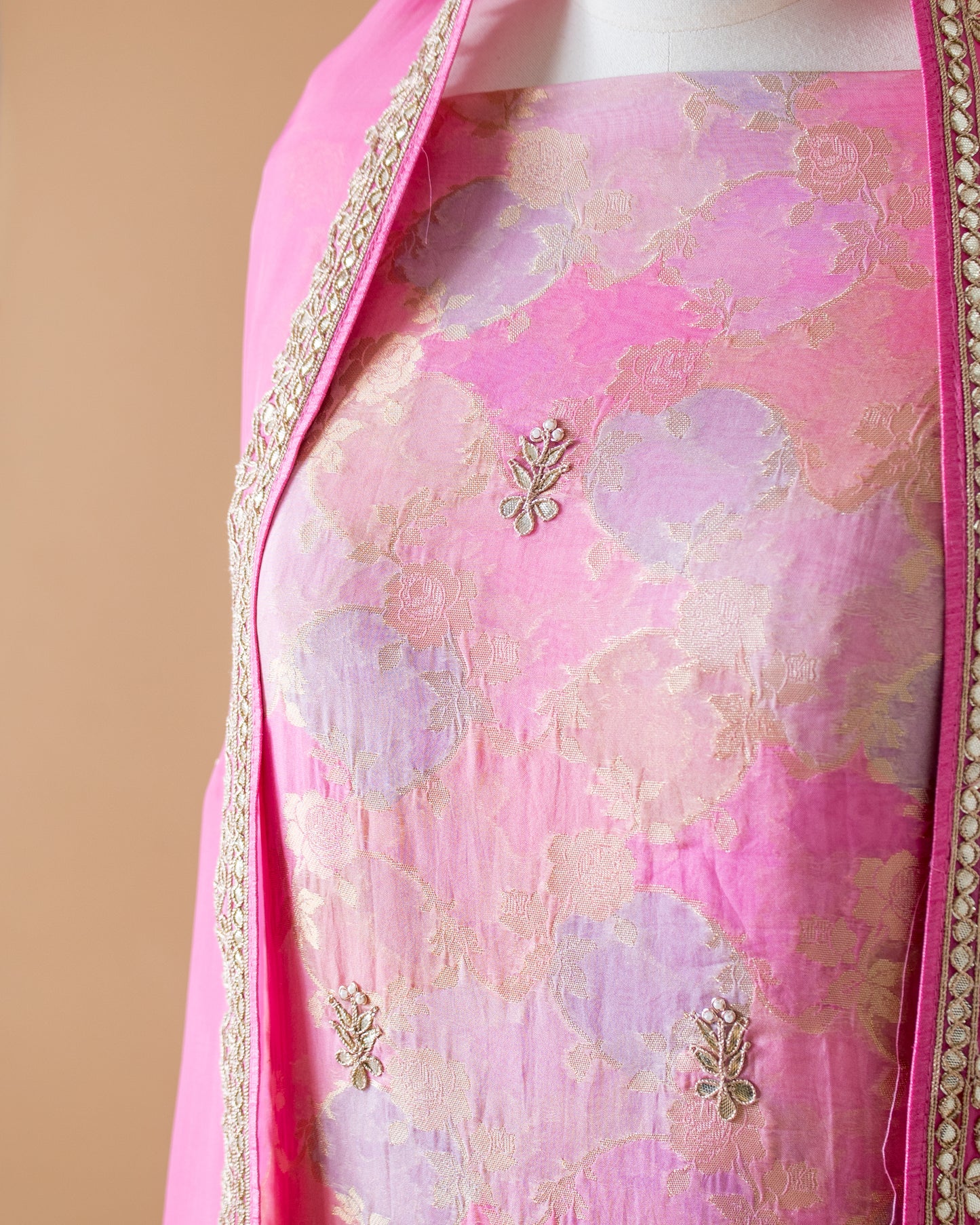 Pink Gota Heritage