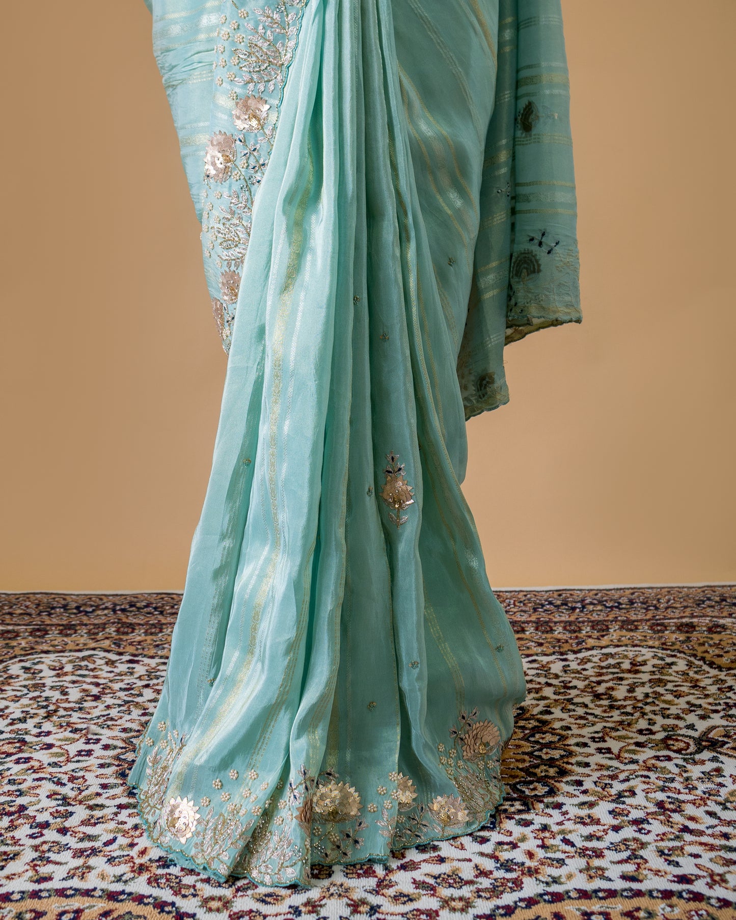 Turquoise Gota Elegance